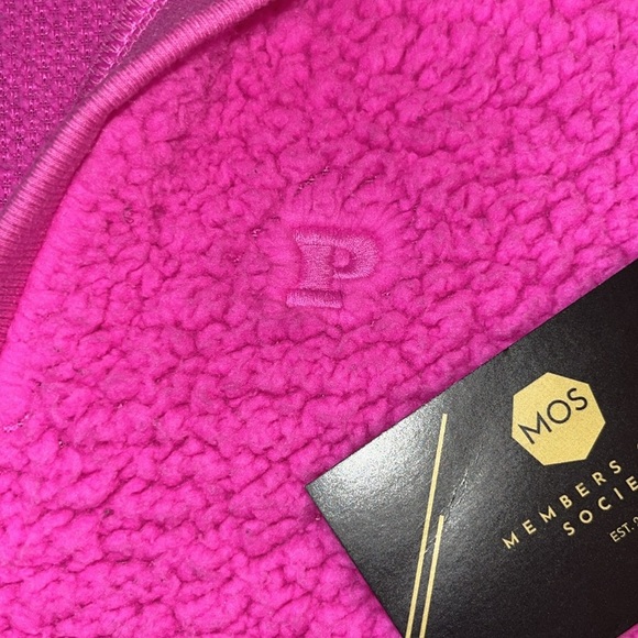 Victoria's Secret Vibrant Magenta-like Pink  Textured Sherpa Hoodie - Picture 3 of 3